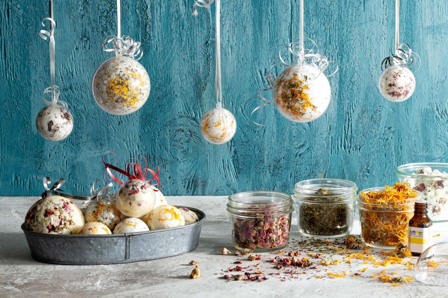 DIY Holiday Gifting Spa Ornament