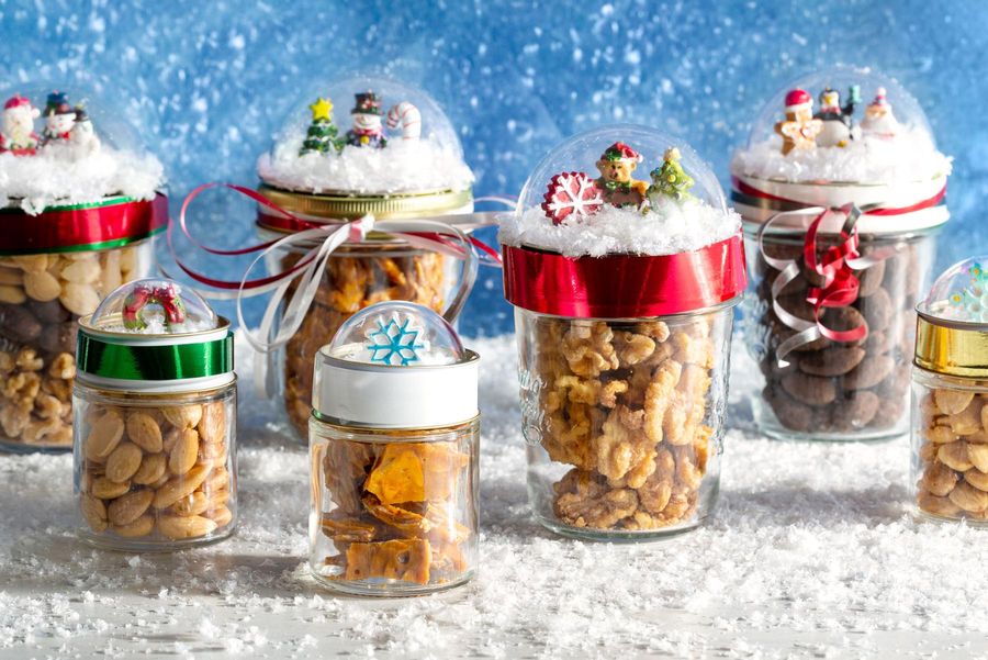 DIY Holiday Gifting Mason Jar Snow Globe