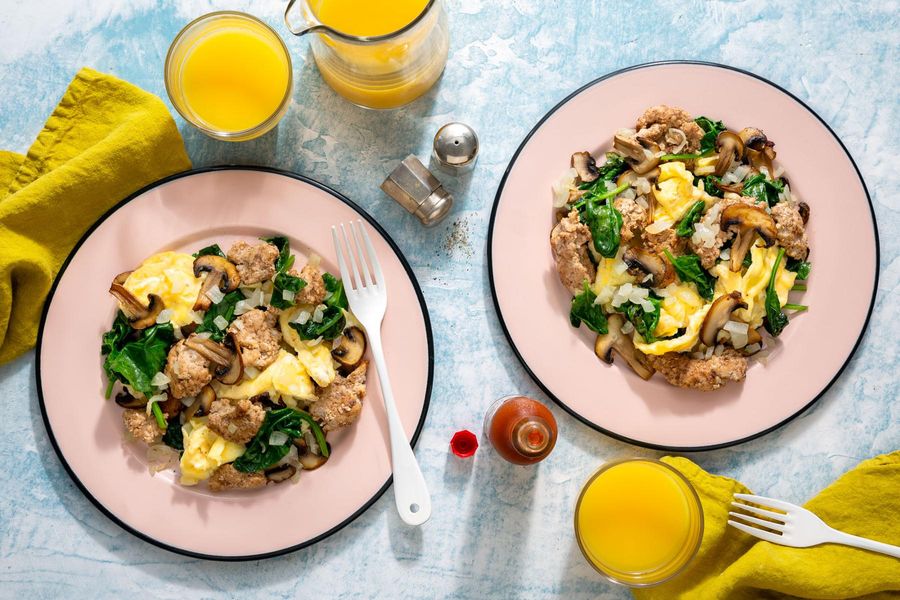 San Francisco scramble with turkey, spinach, and mushrooms