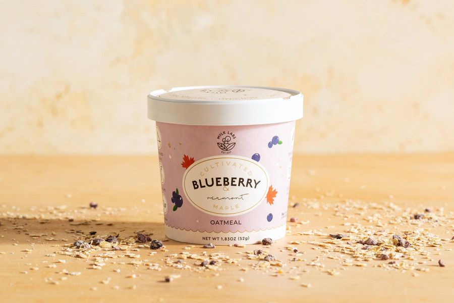 Cultivated Blueberry and Vermont Maple Oatmeal Cup