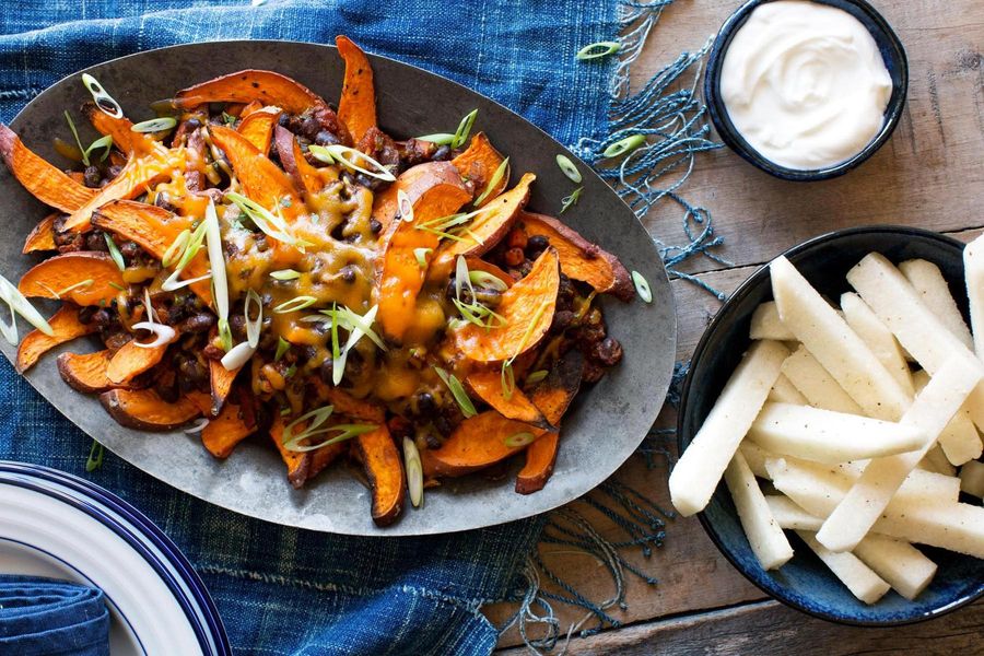 Sweet potato–black bean chili cheese fries