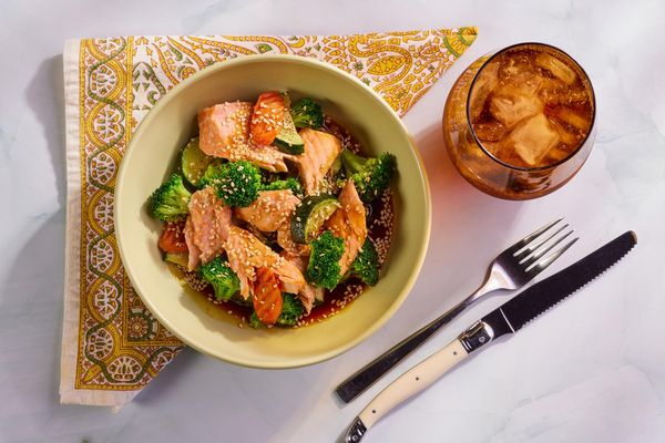Teriyaki salmon with broccoli and zucchini