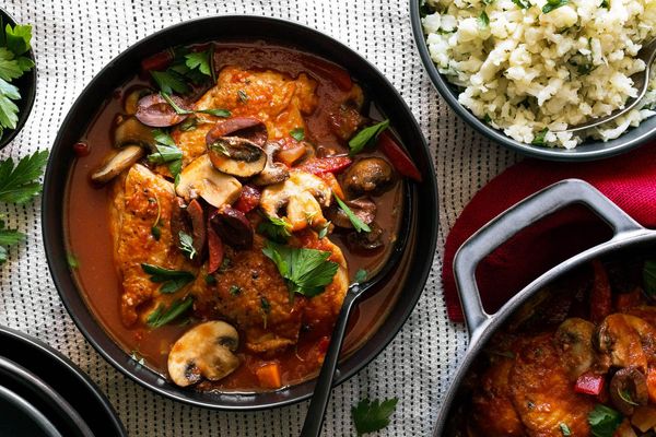 Chicken cacciatore with mushrooms and cauliflower mash