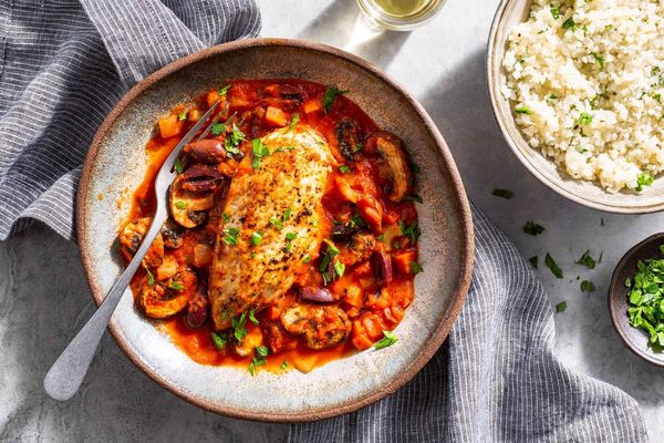 Chicken cacciatore with cauliflower mash