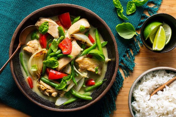 Spicy Thai green chicken curry with jasmine rice