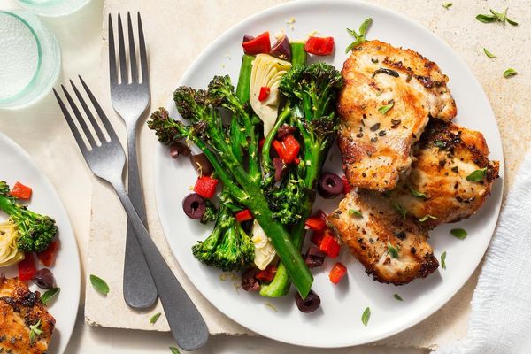Mediterranean lemon chicken with artichoke ragout