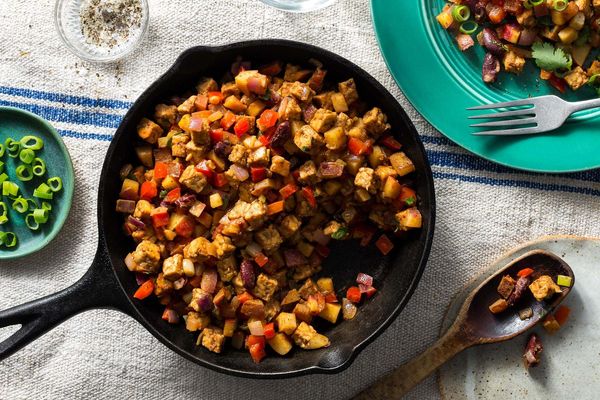 Chipotle red bean and potato hash with tempeh