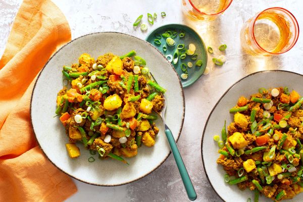 Spiced Pakistani beef keema with potatoes, green beans, and tomatoes