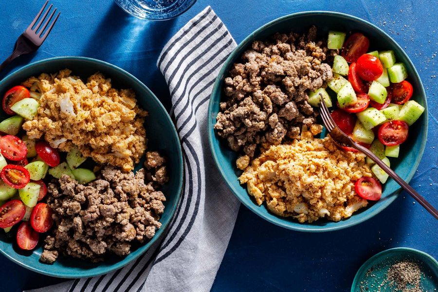 Kefta bowls with cauliflower hummus and tomato-cucumber salad