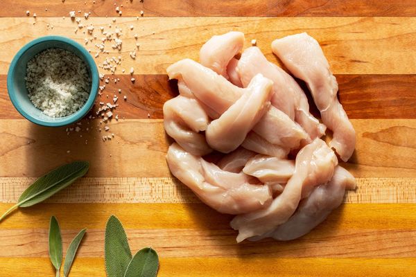 Organic boneless skinless chicken breast strips