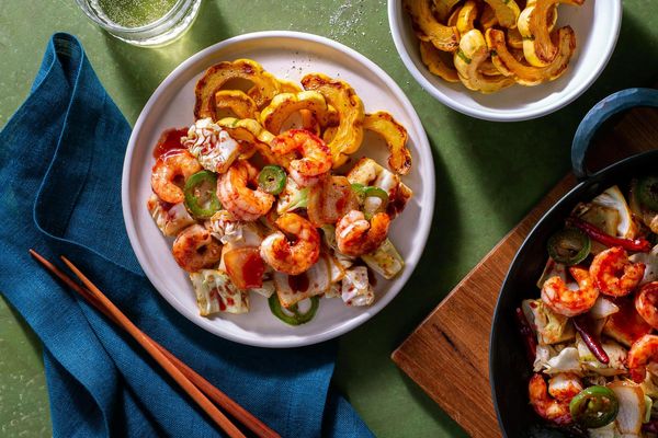 Sweet and spicy chicken stir-fry with delicata squash
