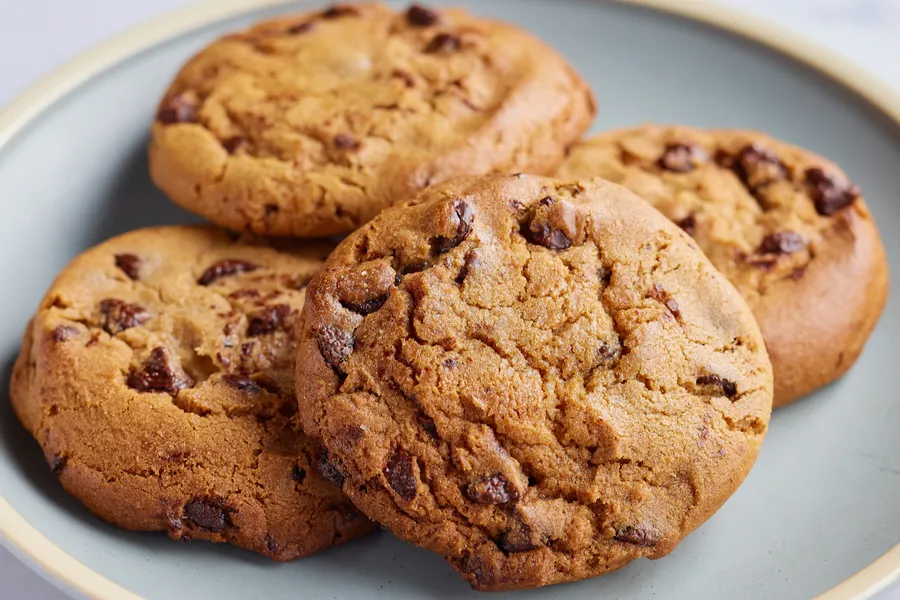 Chocolate Chip Cookie Dough (4 count)