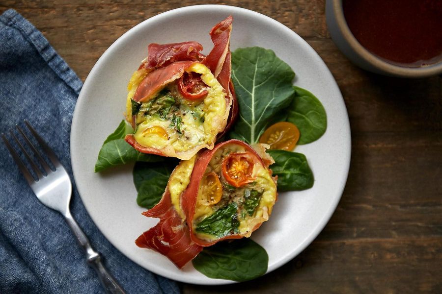 Paleo prosciutto and spinach mini quiches