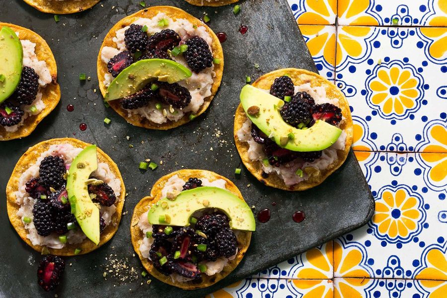 White bean tostadas with blackberry salsa and pumpkin seed dukkah