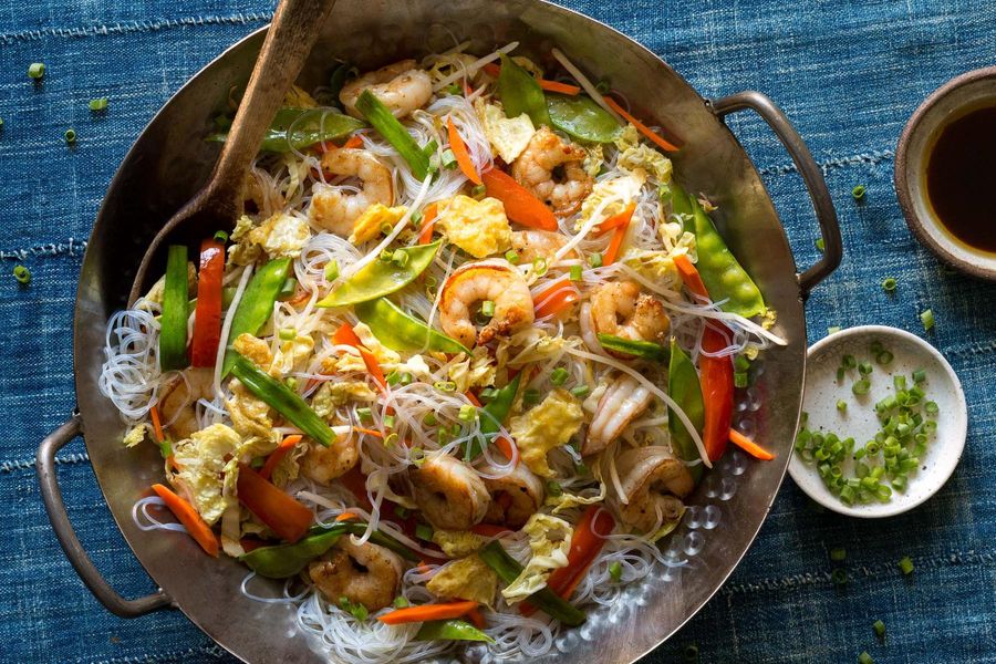 Singapore stir-fried glass noodles with shrimp and snow peas