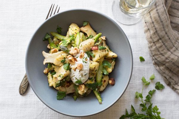 Gnocchi with asparagus and king trumpet mushrooms