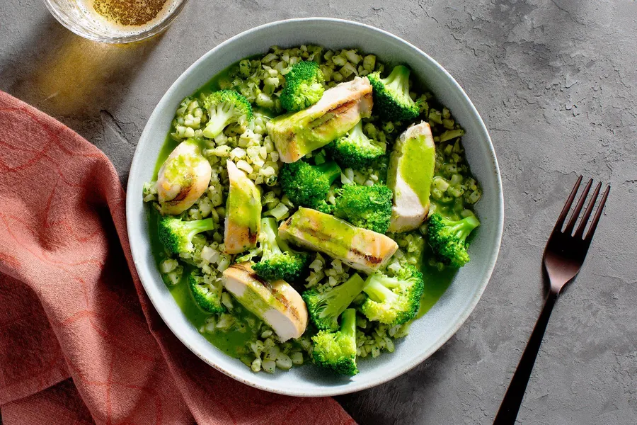 Thai-inspired green curry chicken with cilantro–cauliflower “rice”