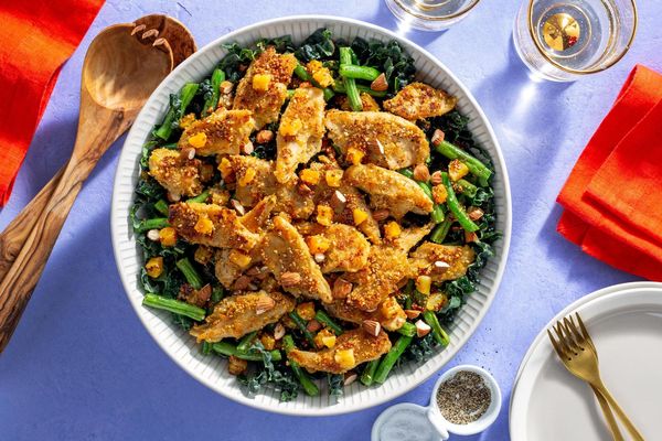 Sesame-crusted chicken with green beans and warm apricot vinaigrette