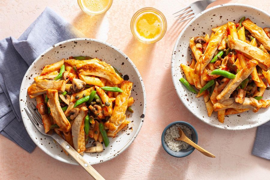 Spicy penne arrabbiata with mushrooms and green beans