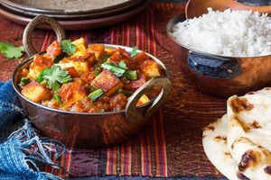Kadai paneer with lemongrass, basmati rice, and naan