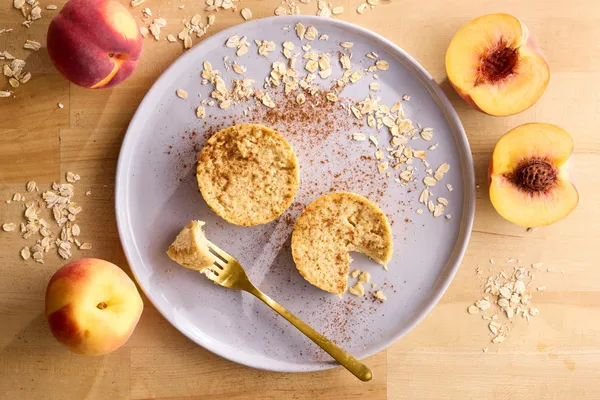 Baked Peach Oatmeal Bites (2 count)