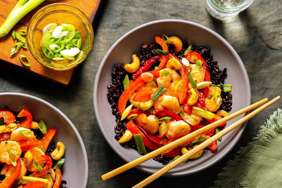 Spicy kung pao–style stir-fry with cashews and black rice