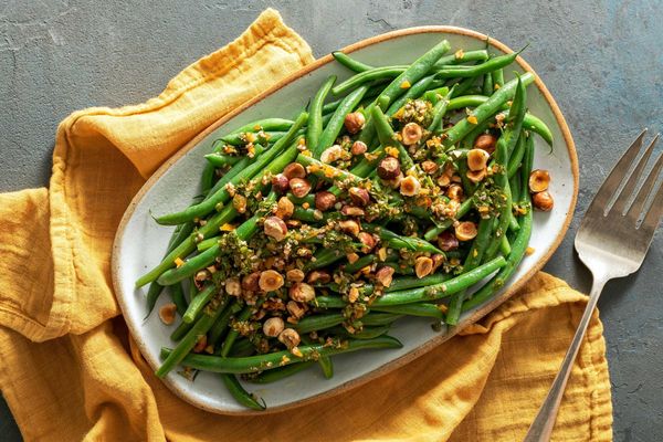 Green beans and shallots with hazelnut gremolata