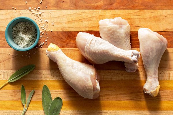 Organic chicken drumsticks (4 count)