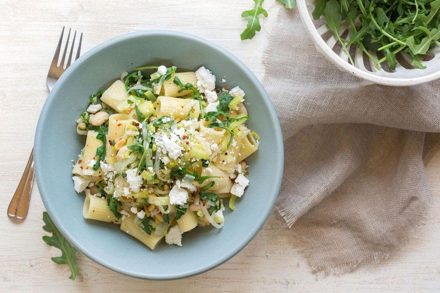 Rigatoni with white beans and arugula