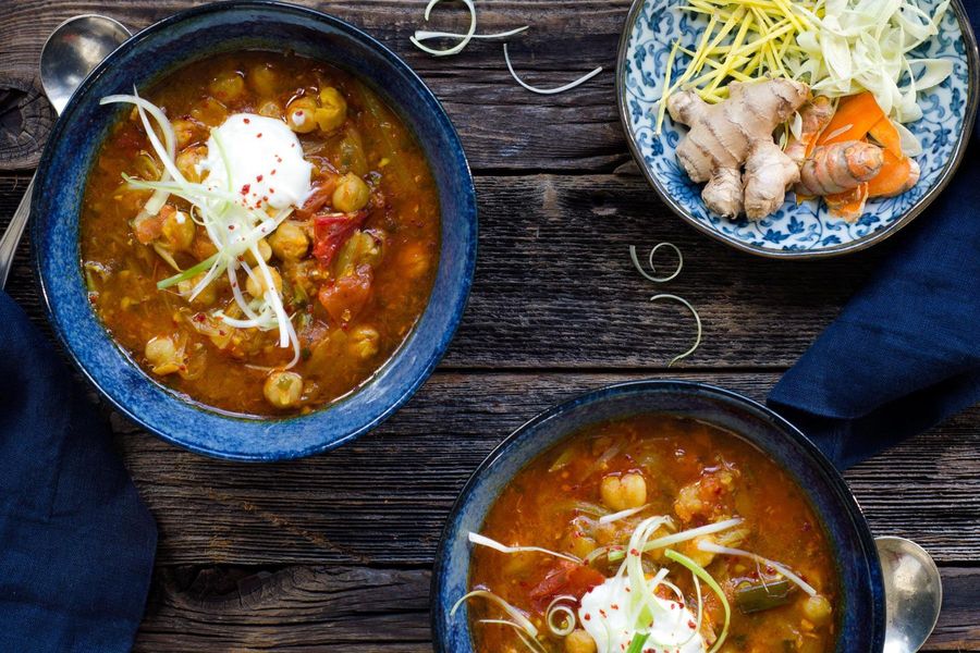 Burmese tomato-chickpea soup with lemongrass