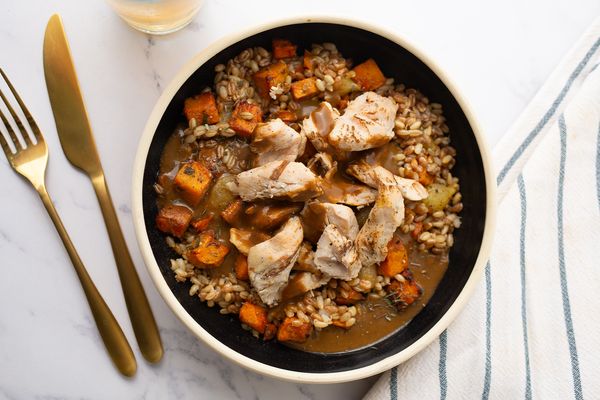 Grilled chicken and roasted root vegetables bowl