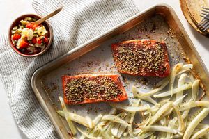 Za’atar-crusted roasted salmon and fennel with artichoke salsa