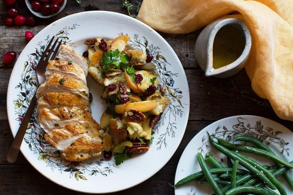 Chicken with cranberry-pecan bread salad and green beans