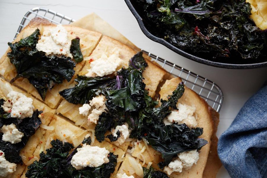 Paleo pizza with kale and cashew “cheese”