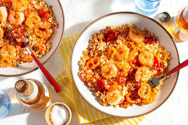 Mexican chicken and cauliflower “rice” with sweet peppers