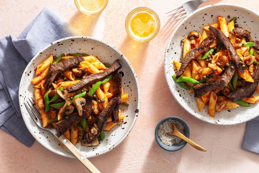 Spicy penne arrabbiata with mushrooms and green beans