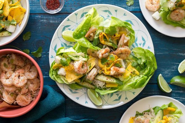 Shrimp lettuce cups with jicama-mango salad and rice noodles