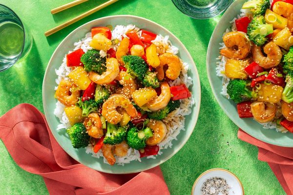 Hawaiian steak stir-fry with broccoli and pineapple over steamed rice