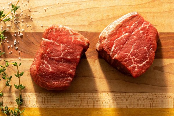 Organic filet mignons (2 count)