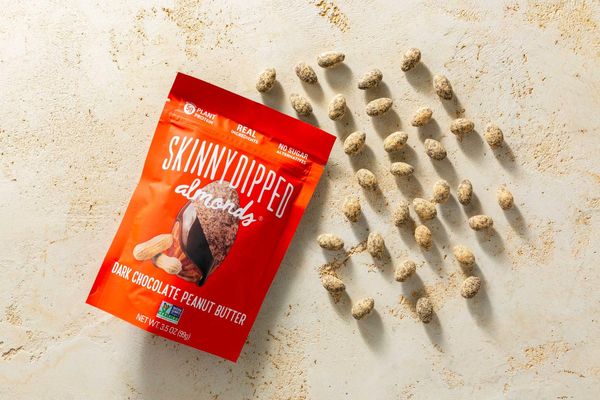 Almonds, Dark Chocolate Peanut Butter