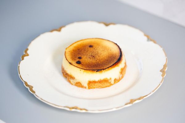 Crème Brûlée Cheesecake (2 count)