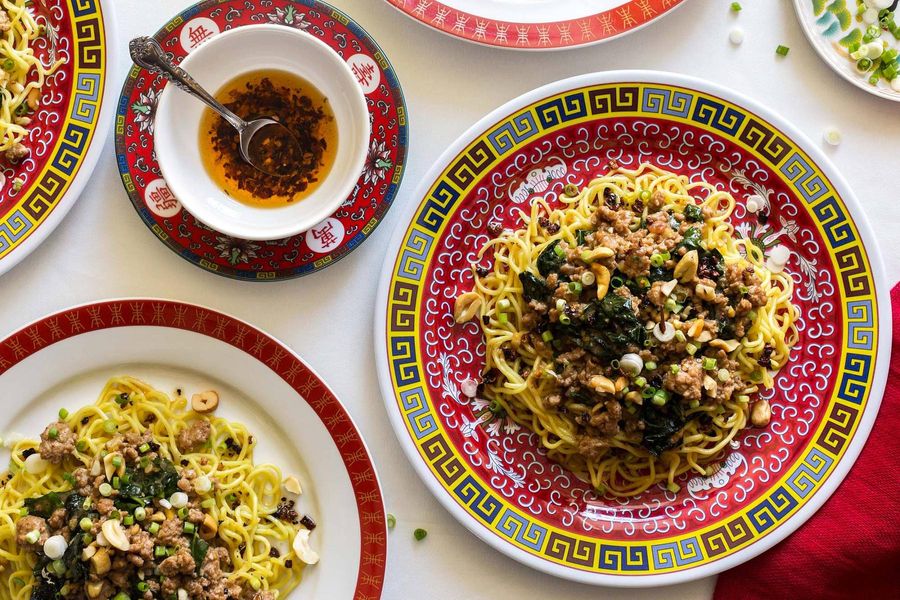 Sichuan dan dan noodles with ground pork and kale