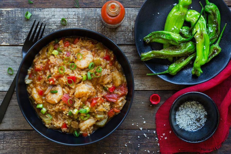 Creole shrimp rice with Padrón peppers