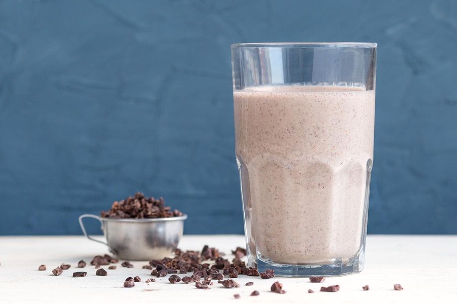 Chocolate-almond smoothies