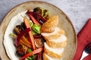 Chicken breasts and balsamic-glazed vegetables with maple goat cheese