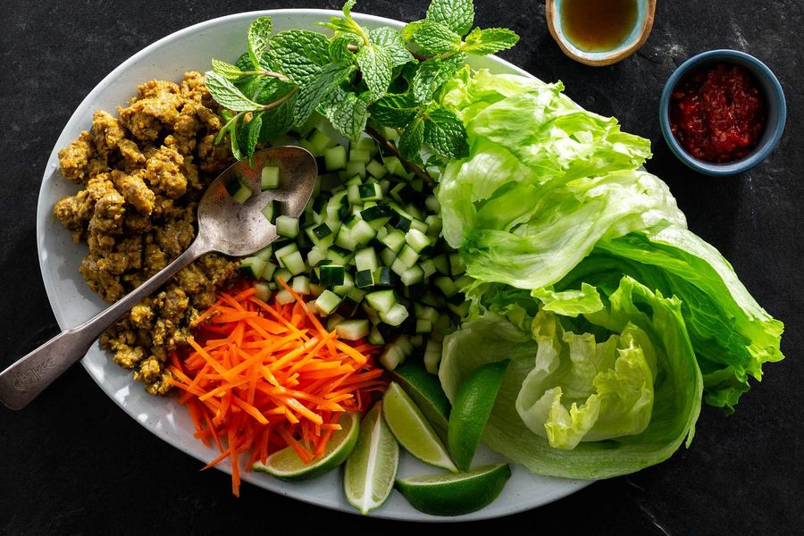 Lamb larb lettuce cups with carrots and mint