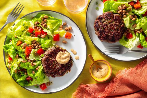 No-bun turkey burgers with black-eyed pea salad