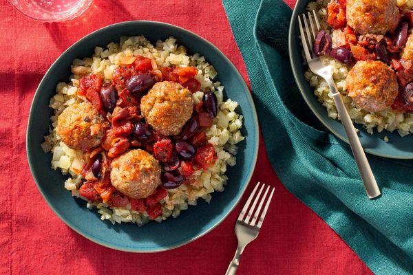Middle Eastern turkey meatballs over cauliflower “couscous”