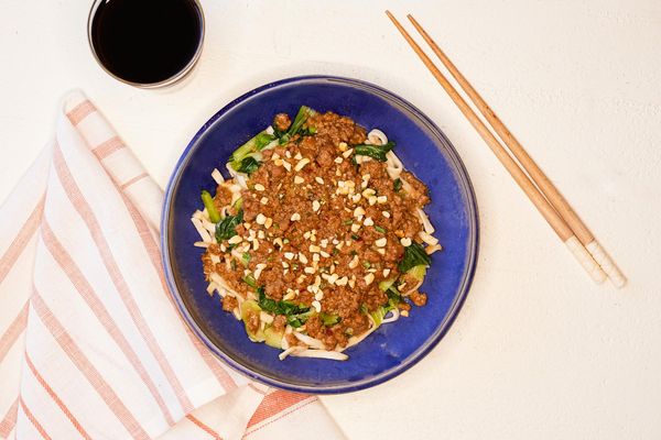 Sichuan Style Pork Dan Dan Noodles With Bok Choy Sunbasket sichuan-style-pork-dan-dan-noodles-with-bok-choy-sunbasket