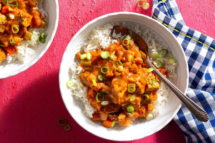 Tempeh étouffée with white rice